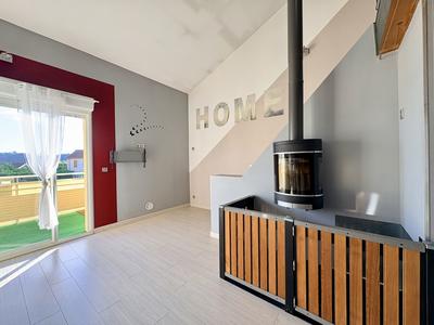 Appartement - 87 m² - 3 pièces