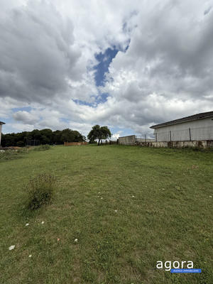 Terrain - 616 m²