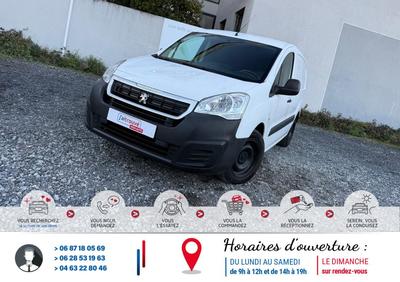 Peugeot Partner 1.6 Bluehdi 100Cv 141000km 1°main*Habillage Bois*Séparation de cabine*Double portes arrière*Ct Révision Kit Distribution Entretien Ok*Véhicule Sous Garantie*100 Points Contrôles*Carte Grise Moitié prix (Véhicule plus 10 ans)*Climatisation*