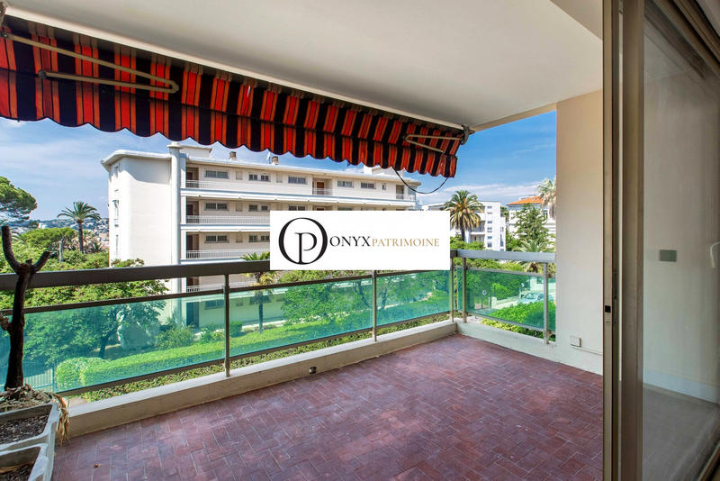 Appartement - 95 m² - 4 pièces