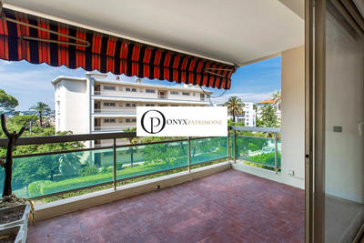 Appartement - 95 m² - 4 pièces