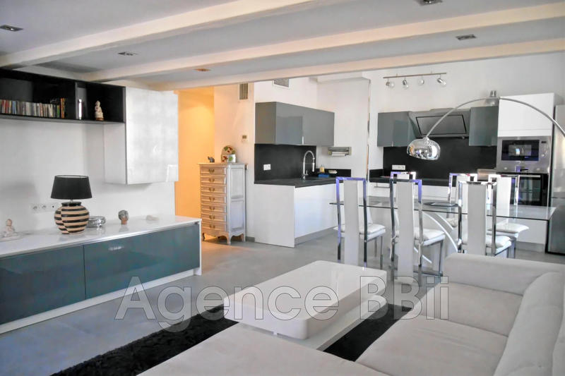 Appartement - 63 m² - 2 pièces