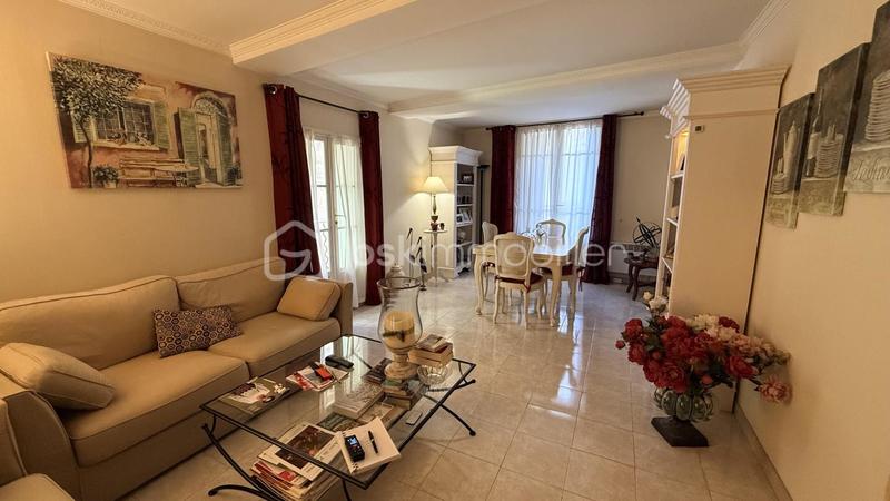 Immeuble - 350 m² - 8 pièces