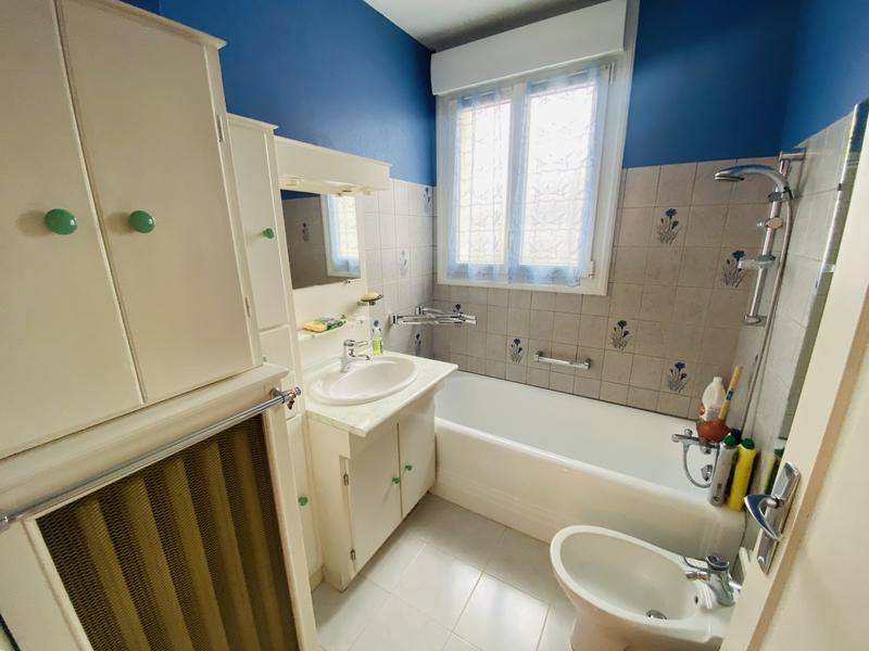 Maison - 150 m² - 8 pièces