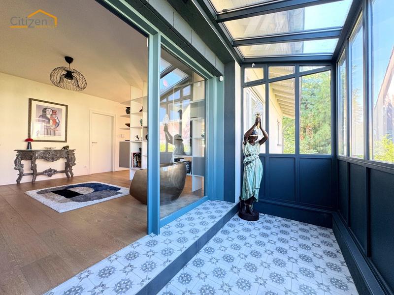 Maison - 200 m² - 6 pièces