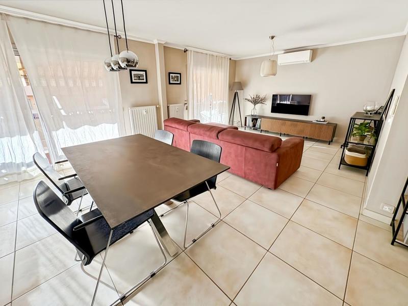 Appartement - 88 m² - 4 pièces