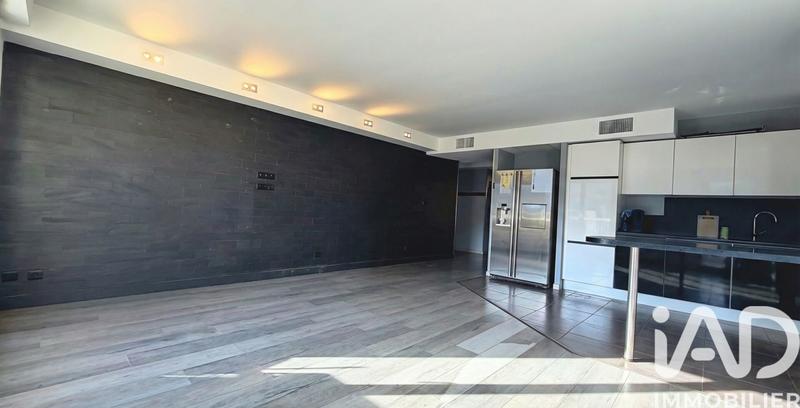 Appartement - 100 m² - 5 pièces