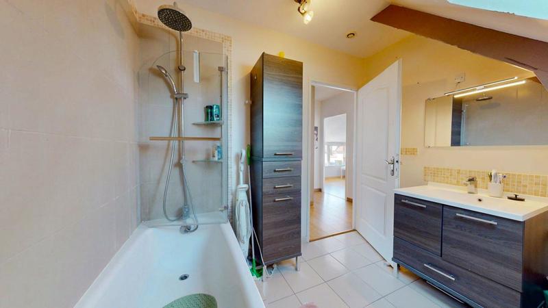 Corps de ferme - 98 m² - 5 pièces