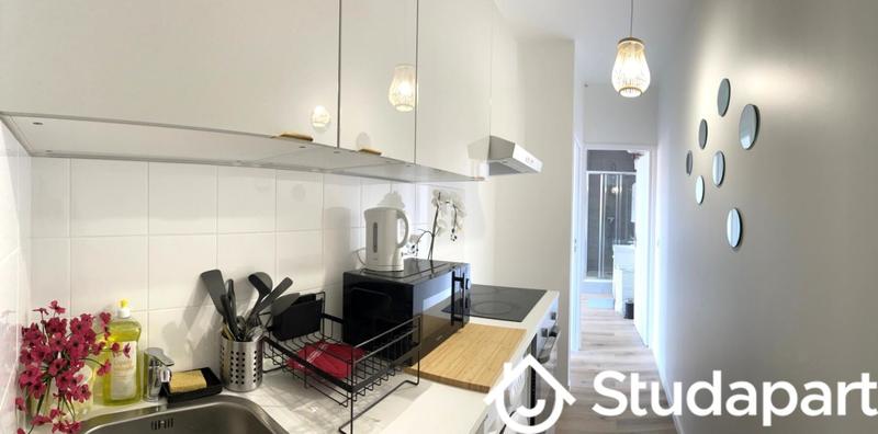 Chambre - 11 m² - 1 pièce