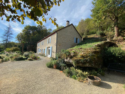 Maison - 267 m² - 8 pièces