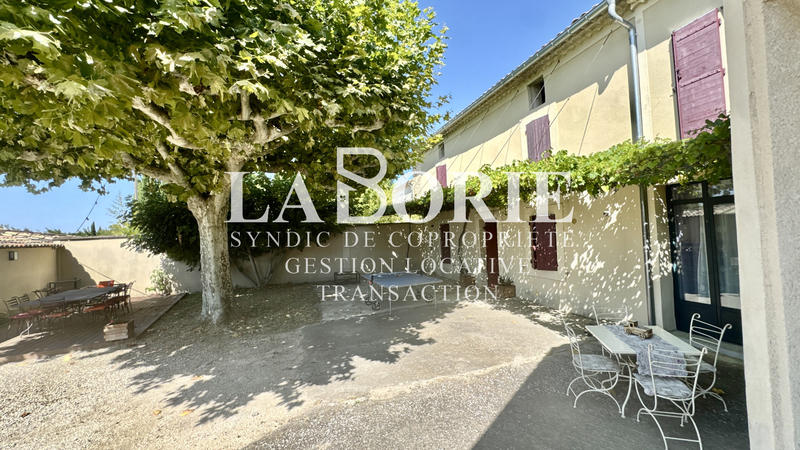 Maison - 250 m² - 5 pièces