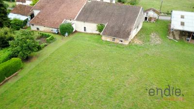 Corps de ferme - 400 m² - 4 pièces