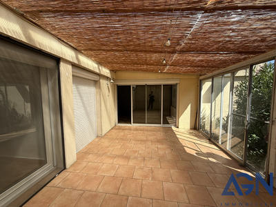 Maison - 82 m² - 5 pièces