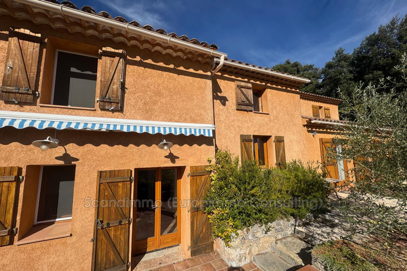 Maison - 169 m² - 7 pièces