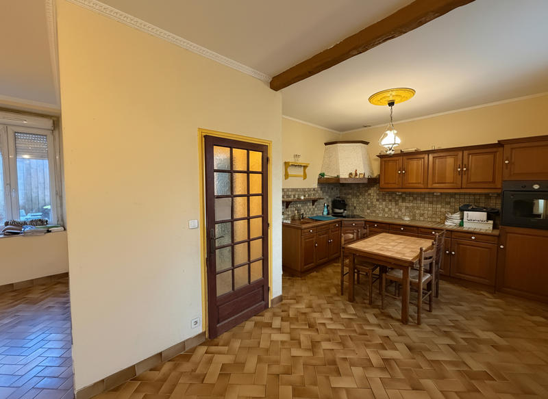 Maison - 90 m² - 6 pièces