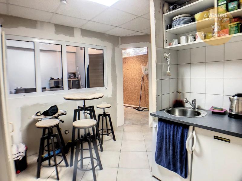 Immeuble - 135 m² - 2 pièces