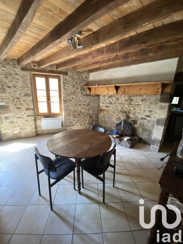 Maison - 90 m² - 5 pièces