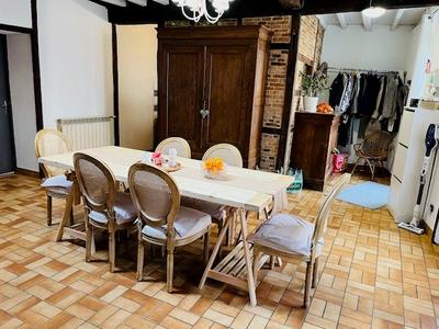 Maison - 96 m² - 4 pièces