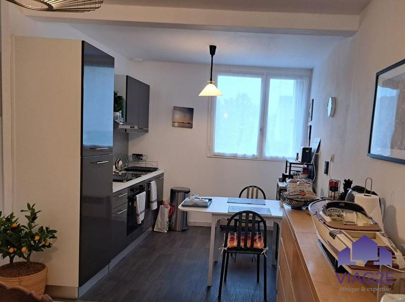 Maison traditionnelle - 96 m² - 5 pièces