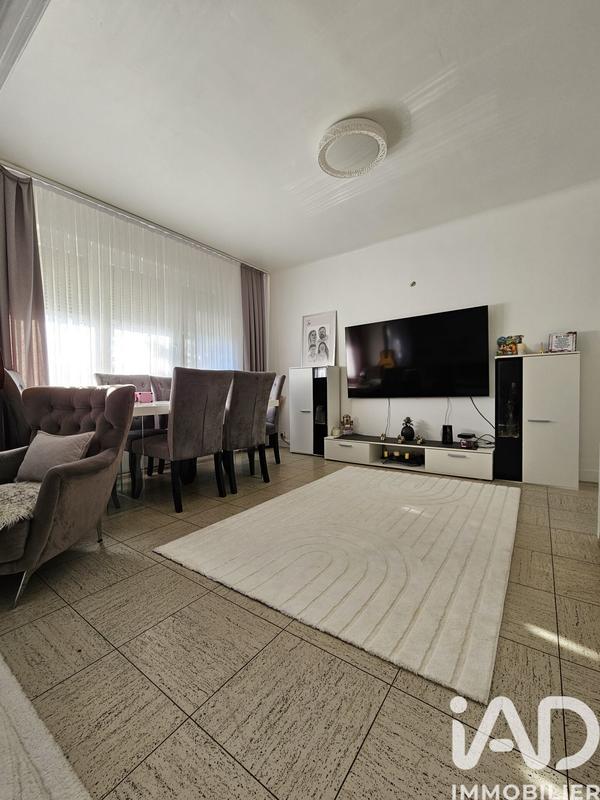 Maison - 260 m² - 5 pièces