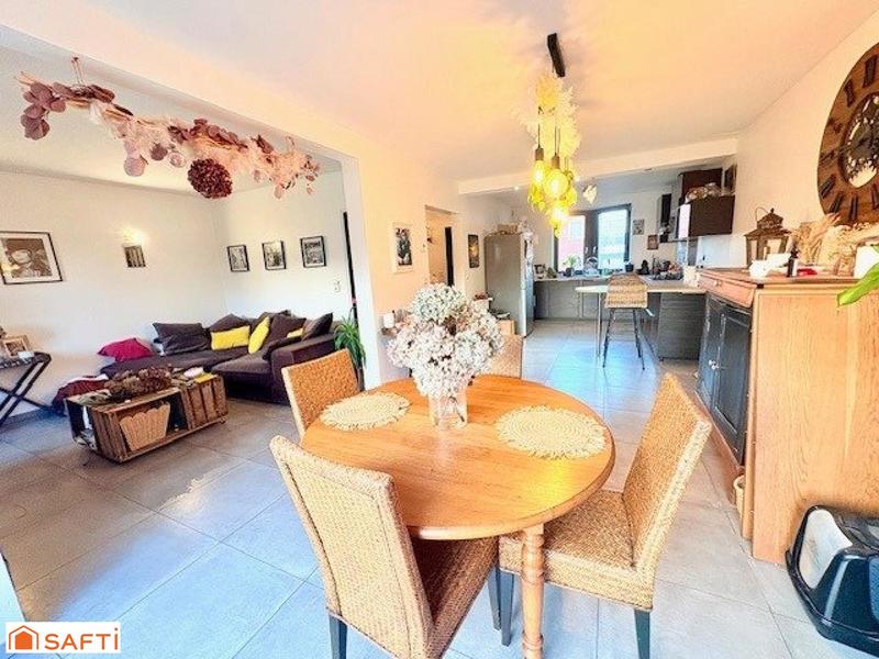 Maison - 98 m² - 6 pièces