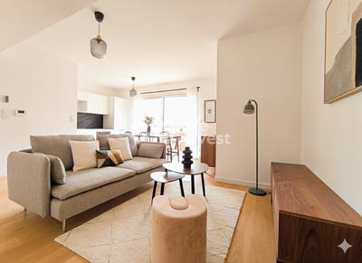 Appartement - 83 m² - 4 pièces