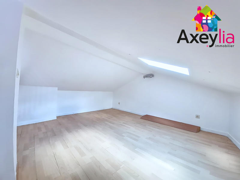 Triplex - 65 m² - 3 pièces