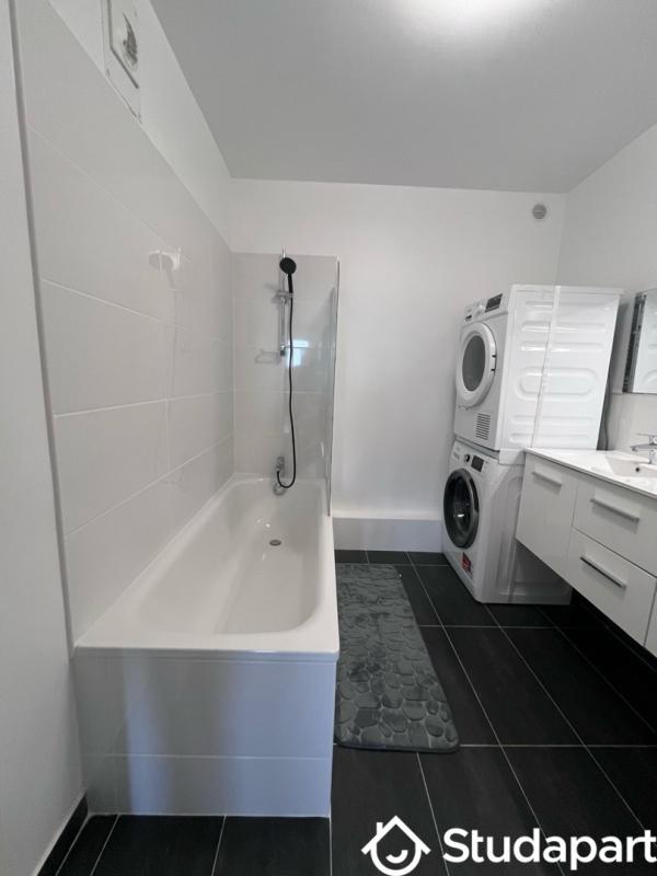 Chambre - 9 m² - 1 pièce