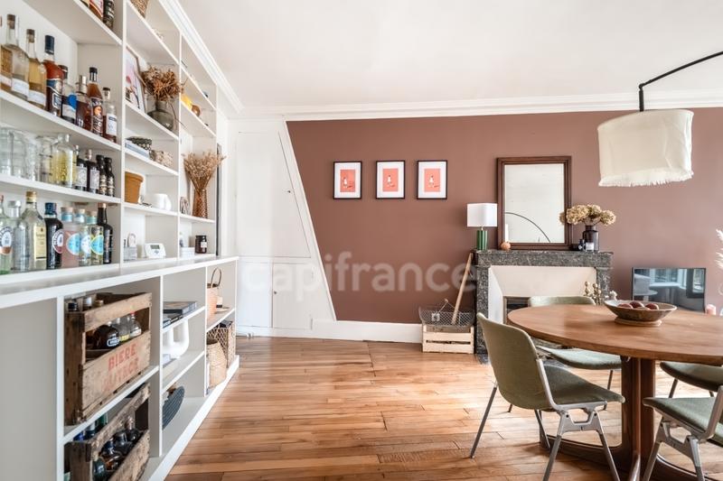 Appartement bourgeois - 84 m² - 3 pièces