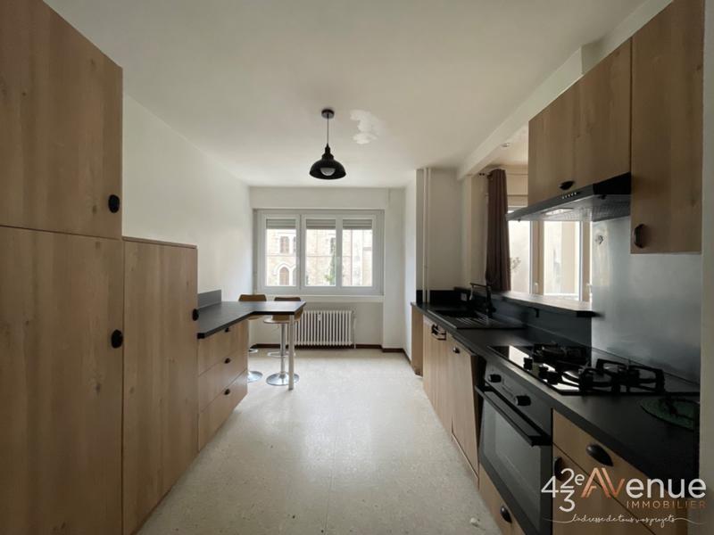 Appartement - 95 m² - 4 pièces