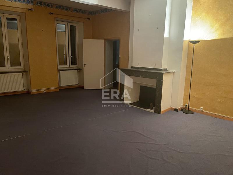 Maison - 261 m² - 7 pièces