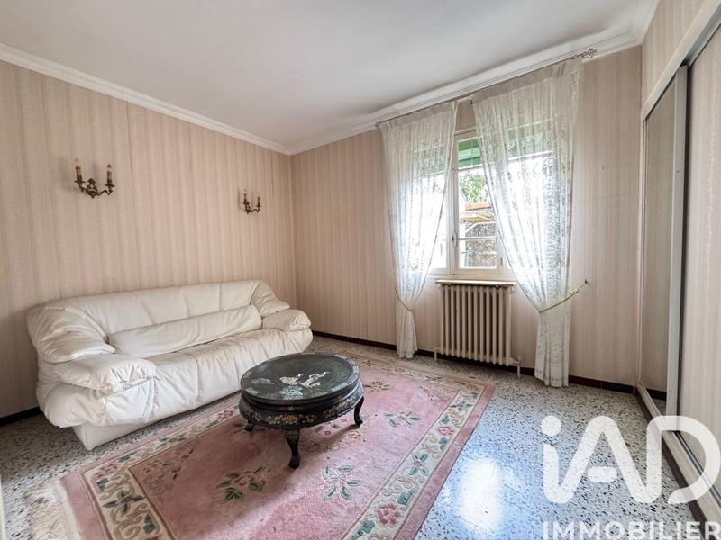 Maison - 104 m² - 4 pièces