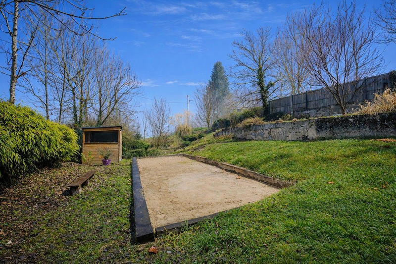 Maison ancienne - 265 m² - 5 pièces