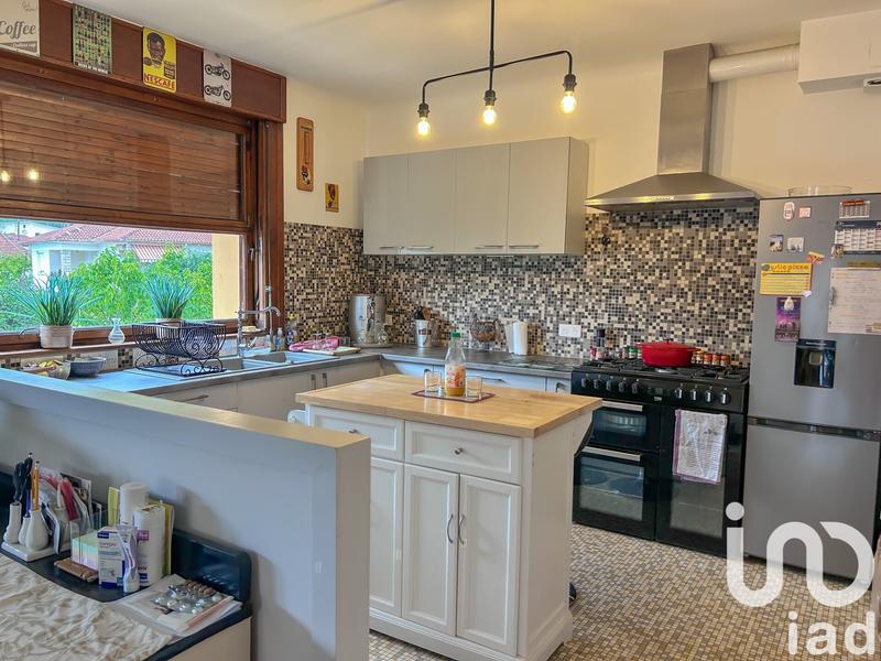 Maison de ville - 205 m² - 8 pièces