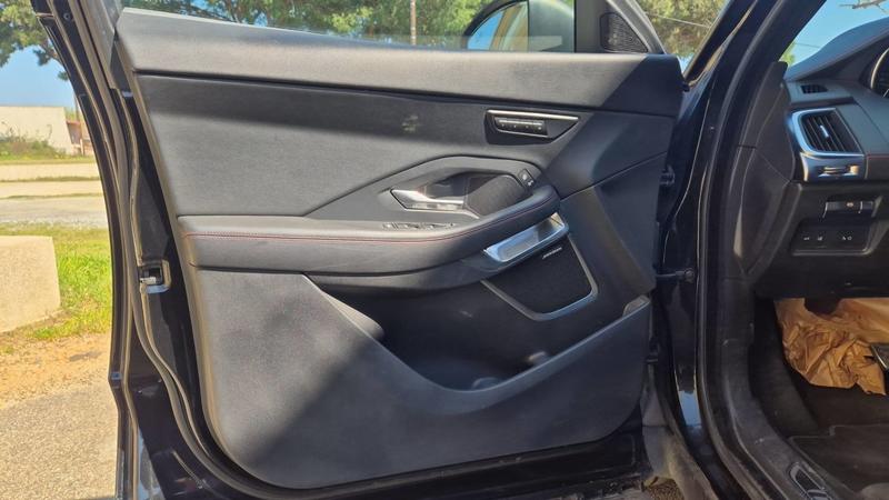 Jaguar E-Pace 2.0 d 180 Awd Bva9 R-Dynamic s