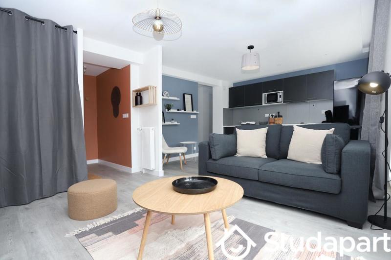 Chambre - 12 m² - 1 pièce