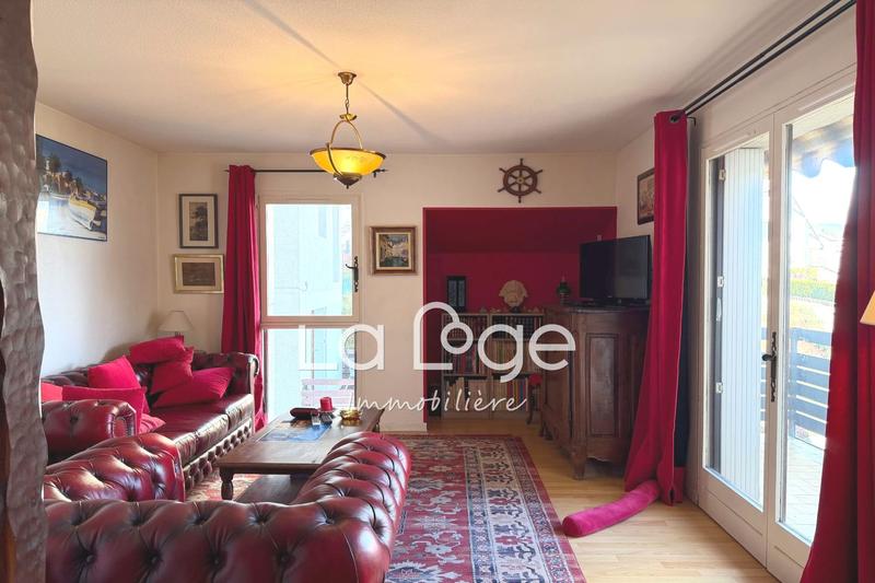 Appartement - 81 m² - 3 pièces