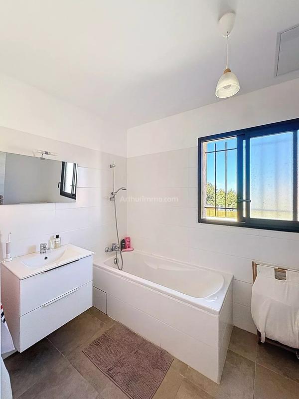 Maison - 86 m² - 4 pièces