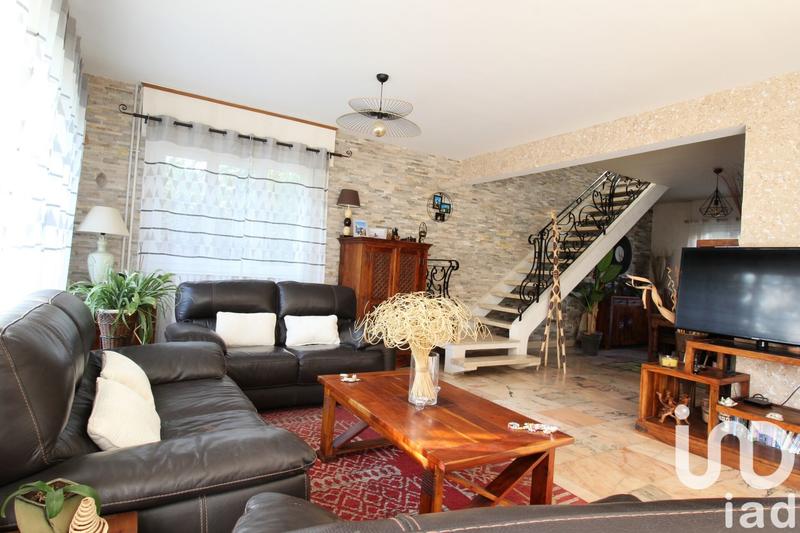 Maison - 390 m² - 10 pièces