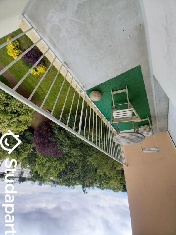 Chambre - 9 m² - 1 pièce