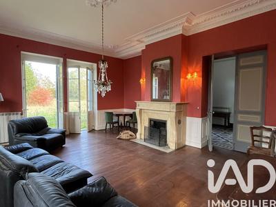 Maison - 423 m² - 15 pièces