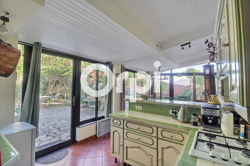 Maison - 162 m² - 5 pièces