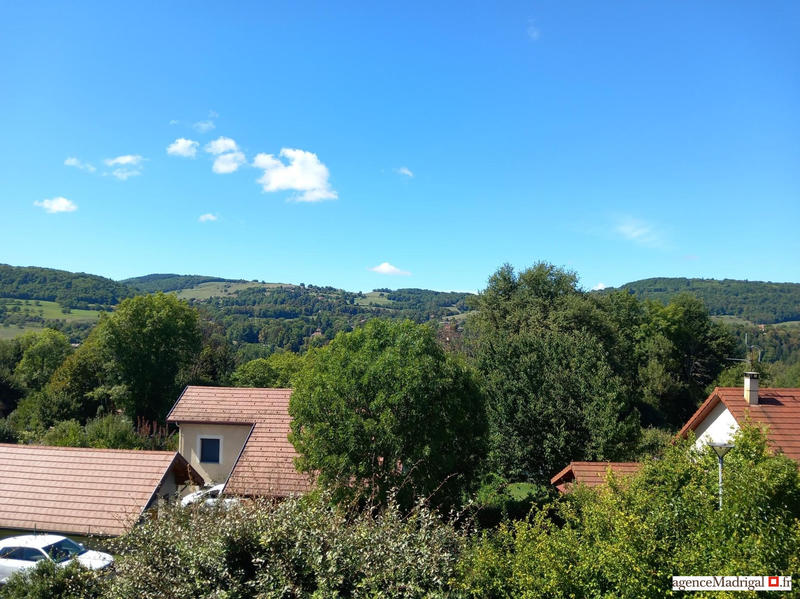 Maison traditionnelle - 135 m² - 5 pièces