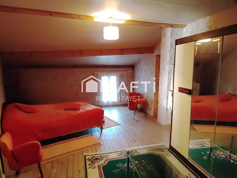 Maison - 195 m² - 8 pièces