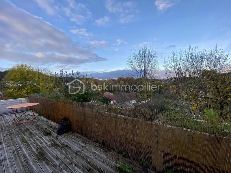 Appartement - 77 m² - 4 pièces