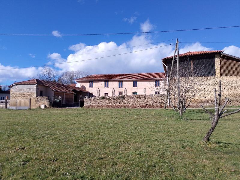 Maison - 235 m² - 8 pièces