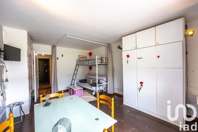Studio - 27 m² - 1 pièce