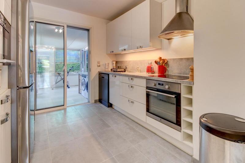 Appartement - 100 m² - 4 pièces