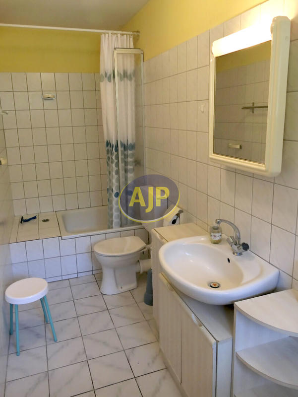 Villa - 102 m² - 5 pièces