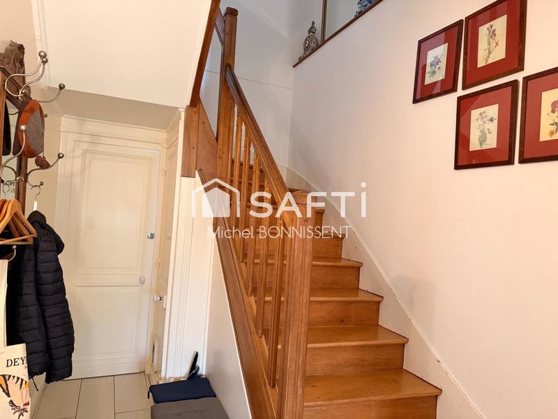 Maison - 185 m² - 5 pièces